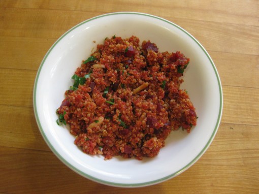 Beet-rich quinoa